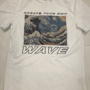Wave Graphic Crewneck T-Shirt - White